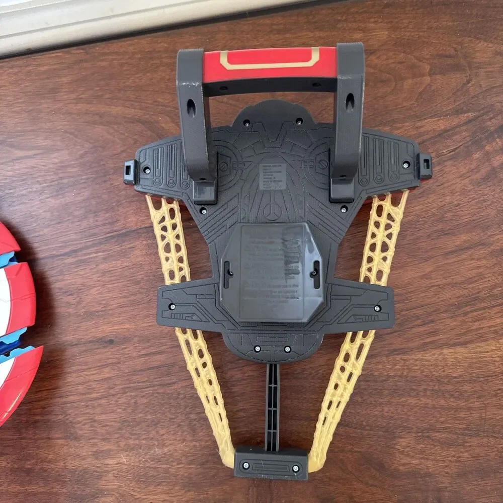 Nerf Marvel Avengers Strike Captain America  Iron Man Strikeshot Shield No Darts